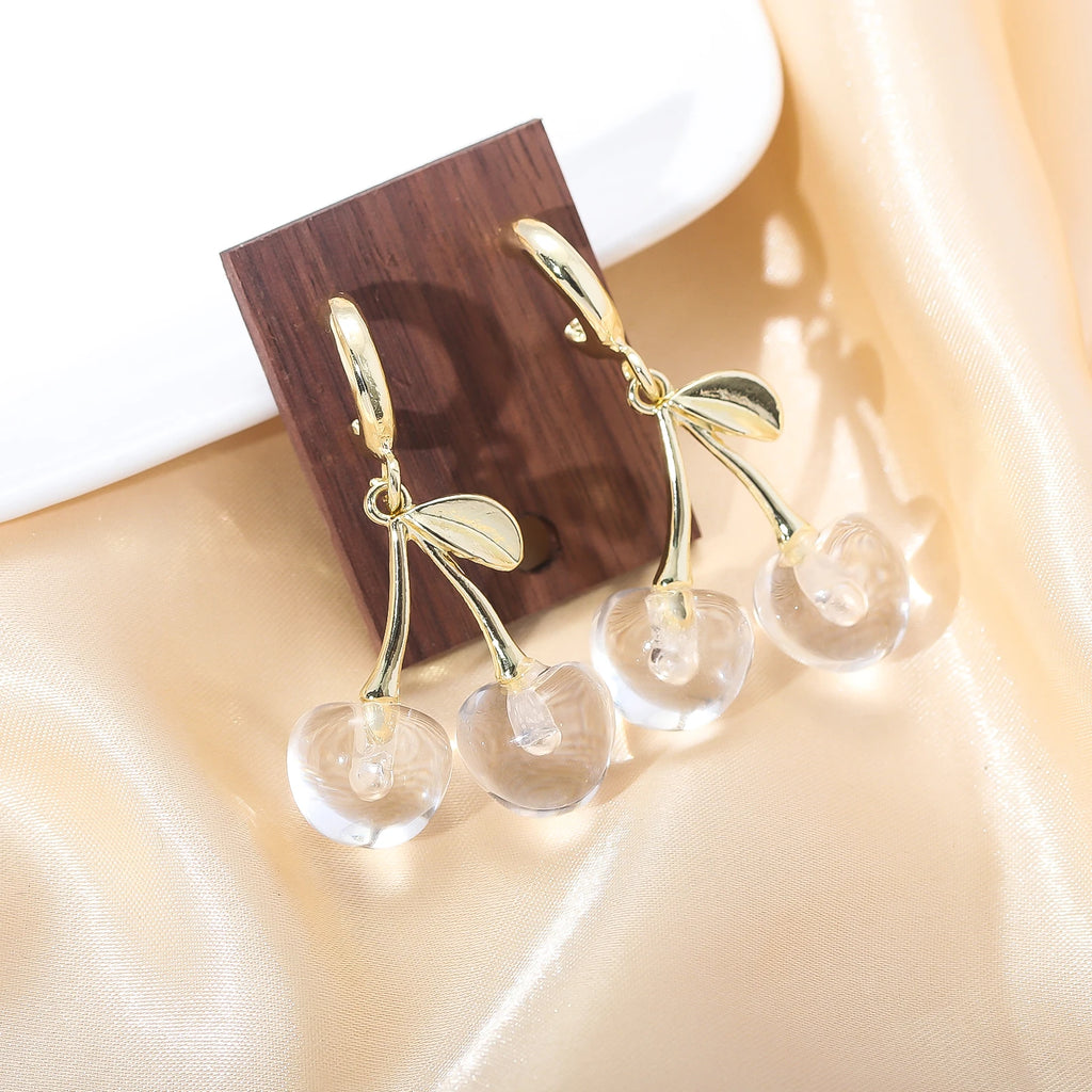 Pendientes elegantes de cereza transparentes y dulces