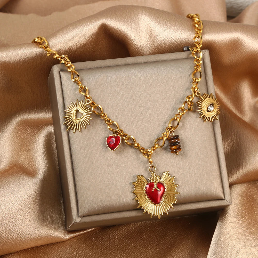 LV.GLAM® COLLAR CON COLGANTES DE CORAZÓN SAGRADO